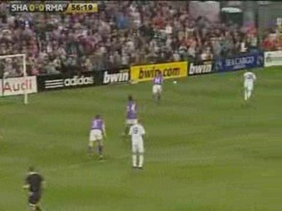 1 er match du real 1-0 but de benzema 21/07/09