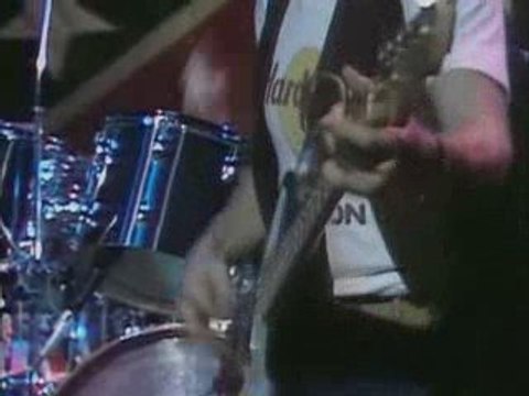 Lynyrd Skynyrd - Freebird - Old Grey Whistle Test - 1975