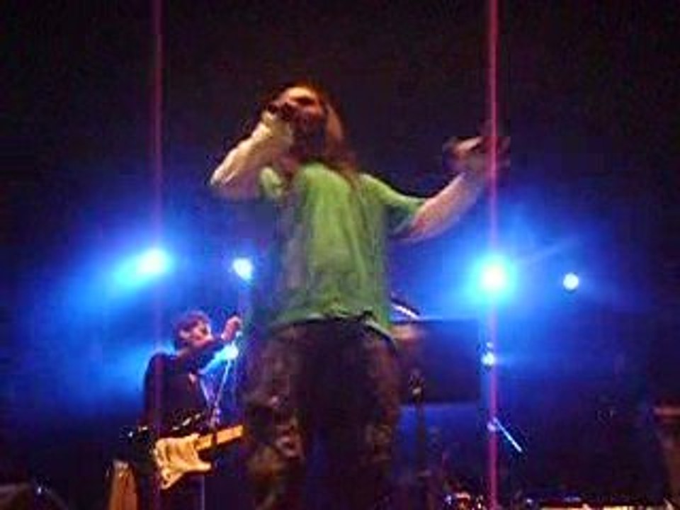 jb chante antisocial dour2009