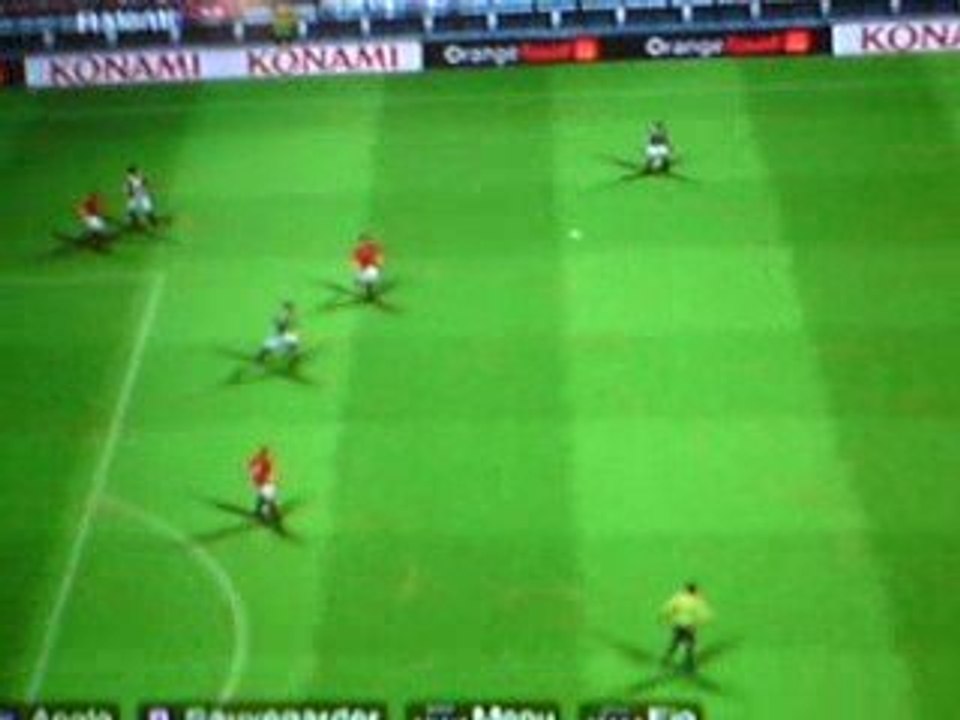 Nedved juve pes2009 magnifique but reprise de volée