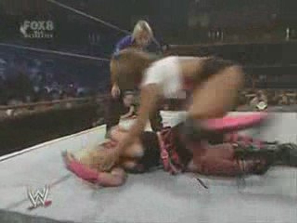Kristal Marshall V.S Ashley Massaro