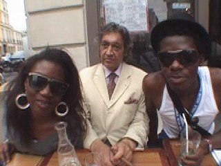 LES BLANCS ONT UNE MONTRE MAIS ILS N'ONT JAMAIS LE TEMPS