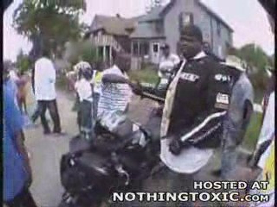 faire le malin devant les pots, à ne pas faire