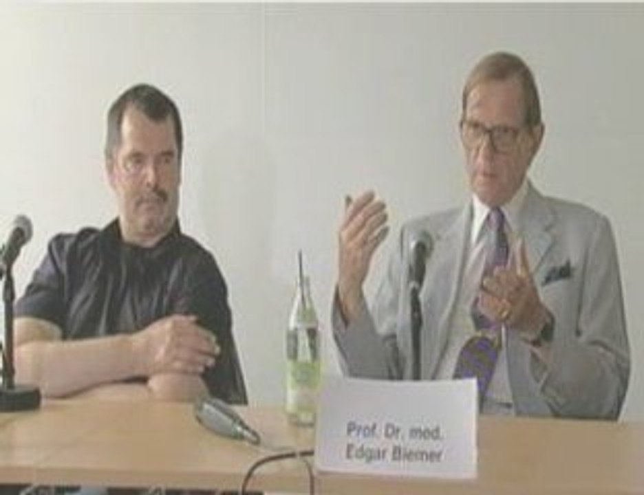 Mann mit neuem Arm_1