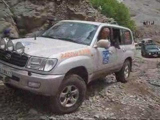 Vidéo du pneu 4x4 Grabber AT2 avec Baroud Land