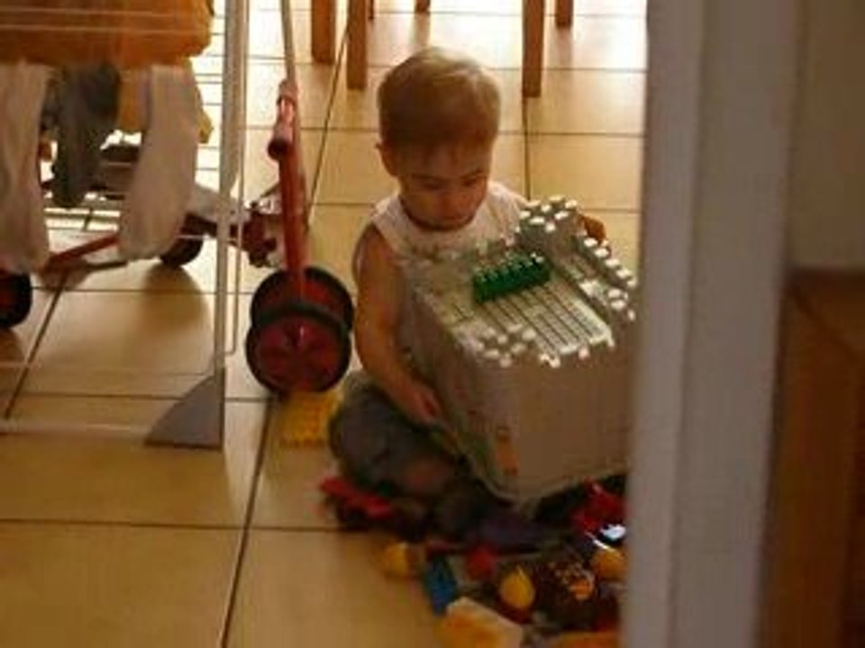 17 mois jeu de leggos