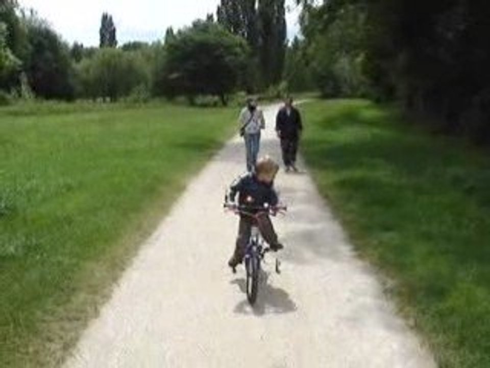 Alexandre à vélo