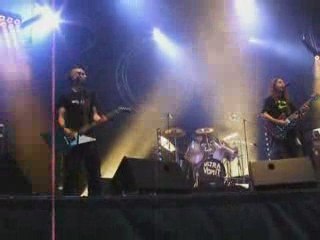 11 - Ultra Vomit - C'est pas mal là Douzyk Fest