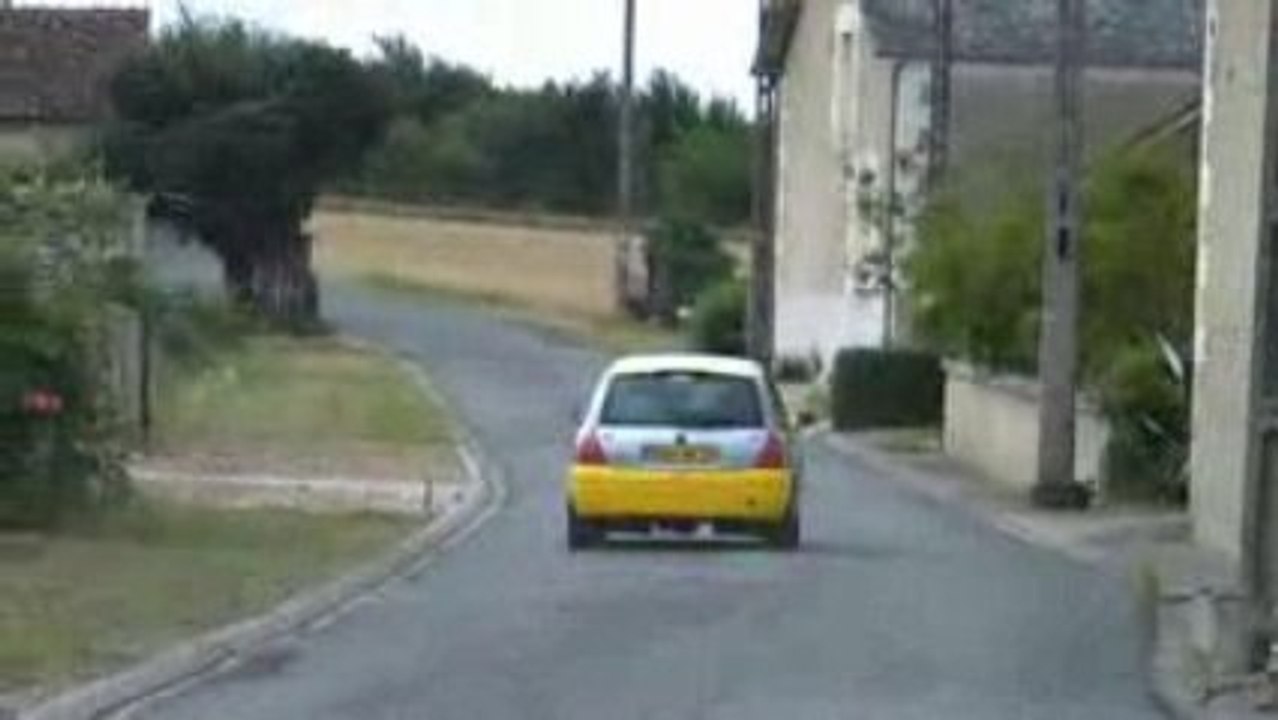 Clio RS N°39 Rallye Bléré ES2