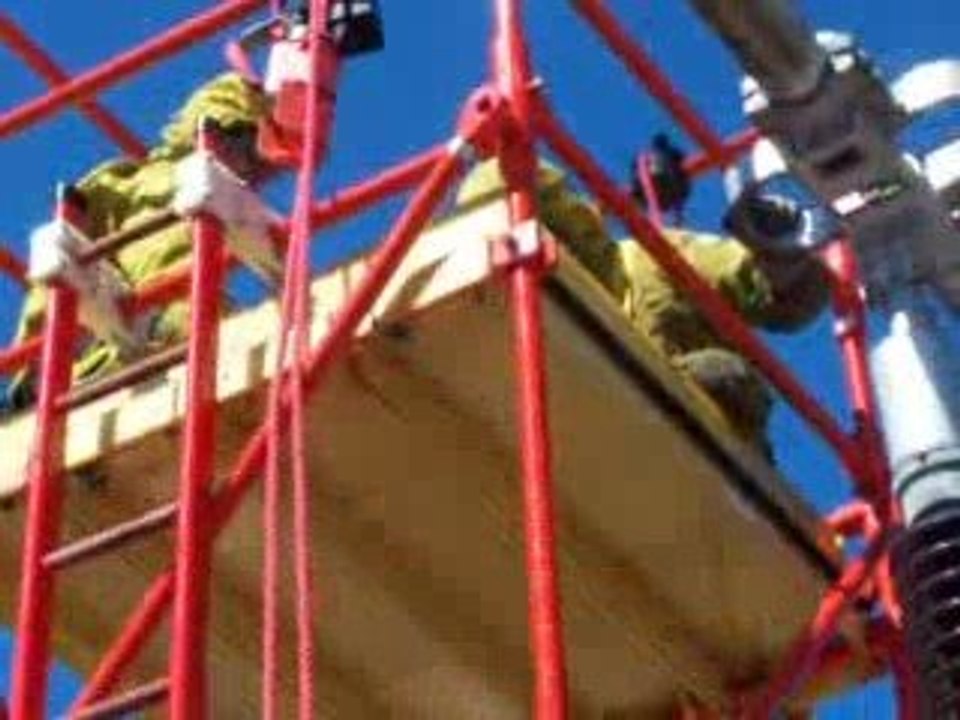 TRAVAUX SOUS TENSION 225 000 KILO-VOLT