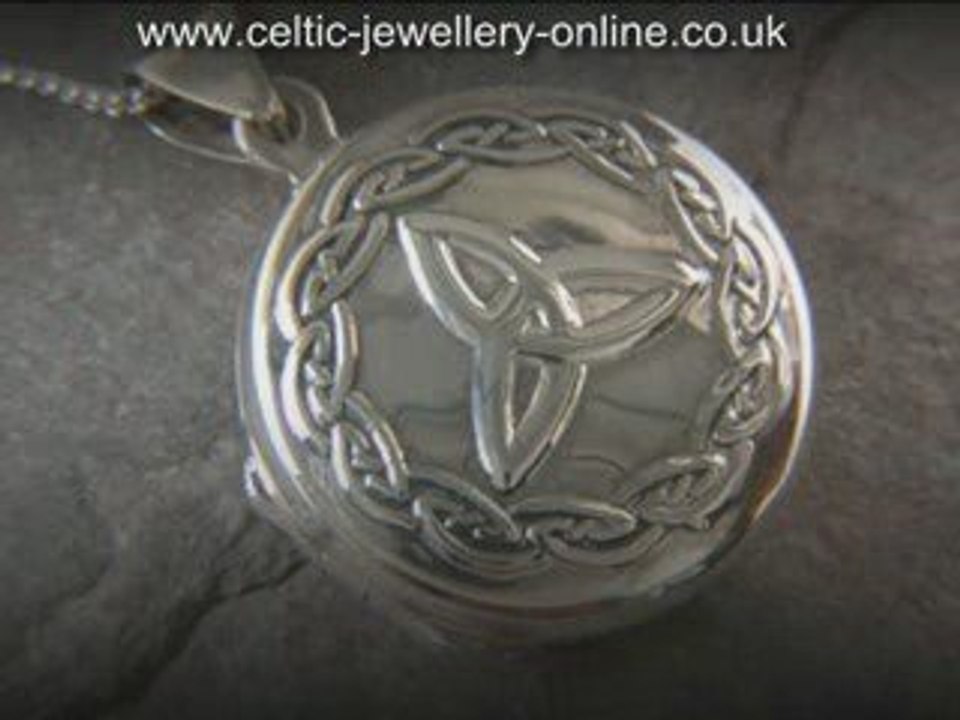 Celtic locket in silver DSG195 m1