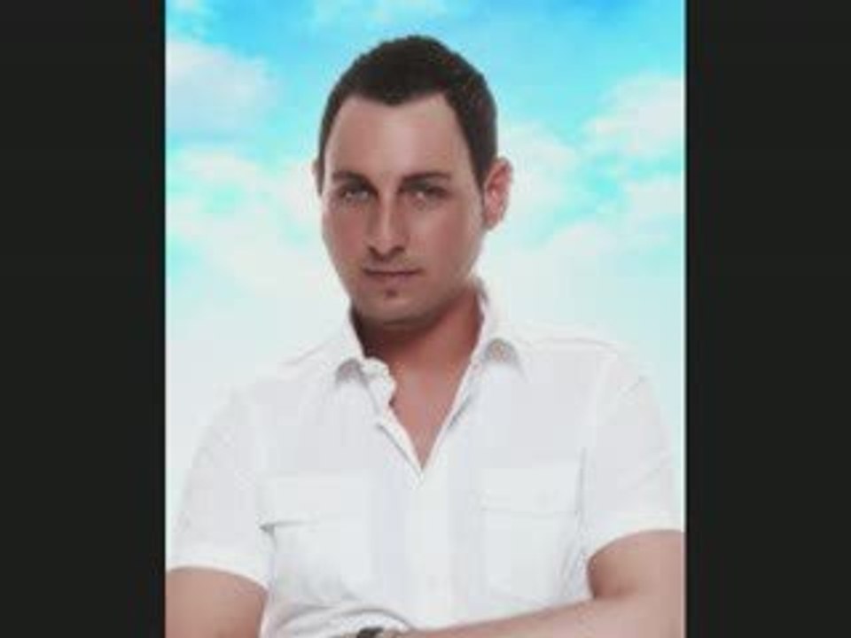 SECRET STORY:Nicolas parle avec Dalida depuis 20 ans