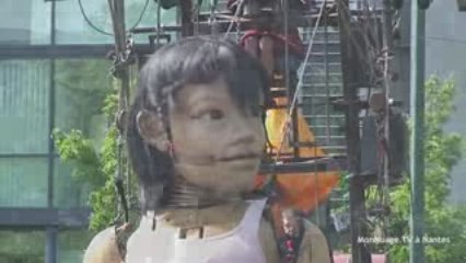 Video Nantes 1/4 - Royal de Luxe 2009