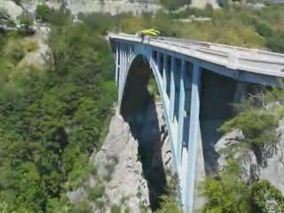 saut à l'élastique pont de ponsonnas (ANTHONY MOREAU)