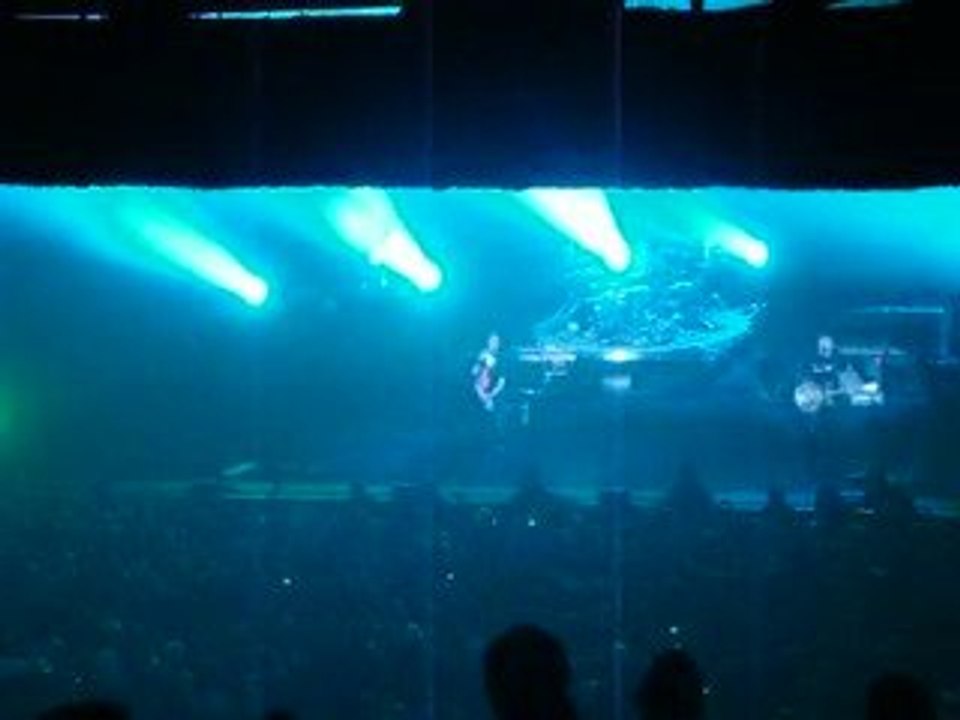 Blink 182 - Down (Las Vegas, 07-23-09) The 1st Concert of Th