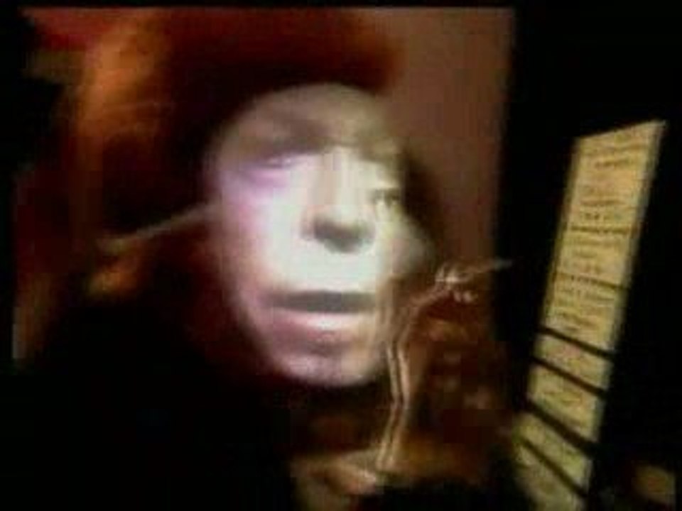 David Bowie - I Can't Read