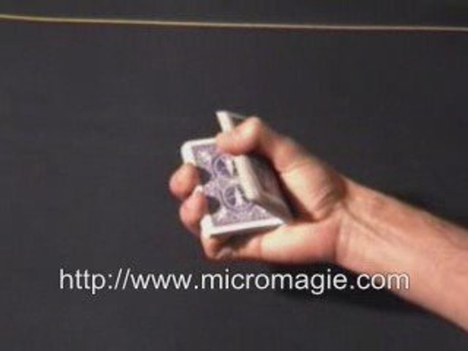 coupe à livre ouvert