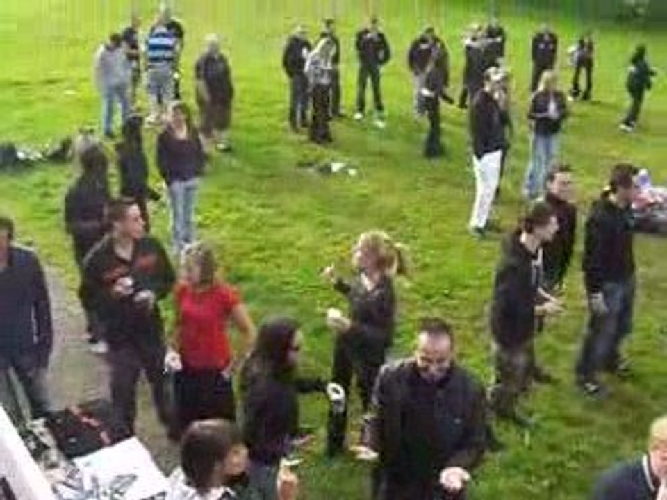 Posage de son aire d'autoroute : Dominator by Trip & Teuf