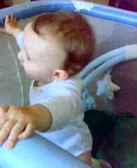 Raphaël et ses grimaces