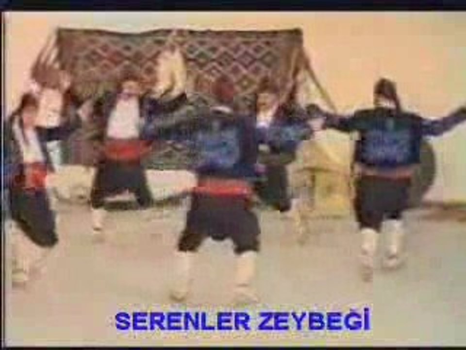 Halk Oyunları Erkek Grubu