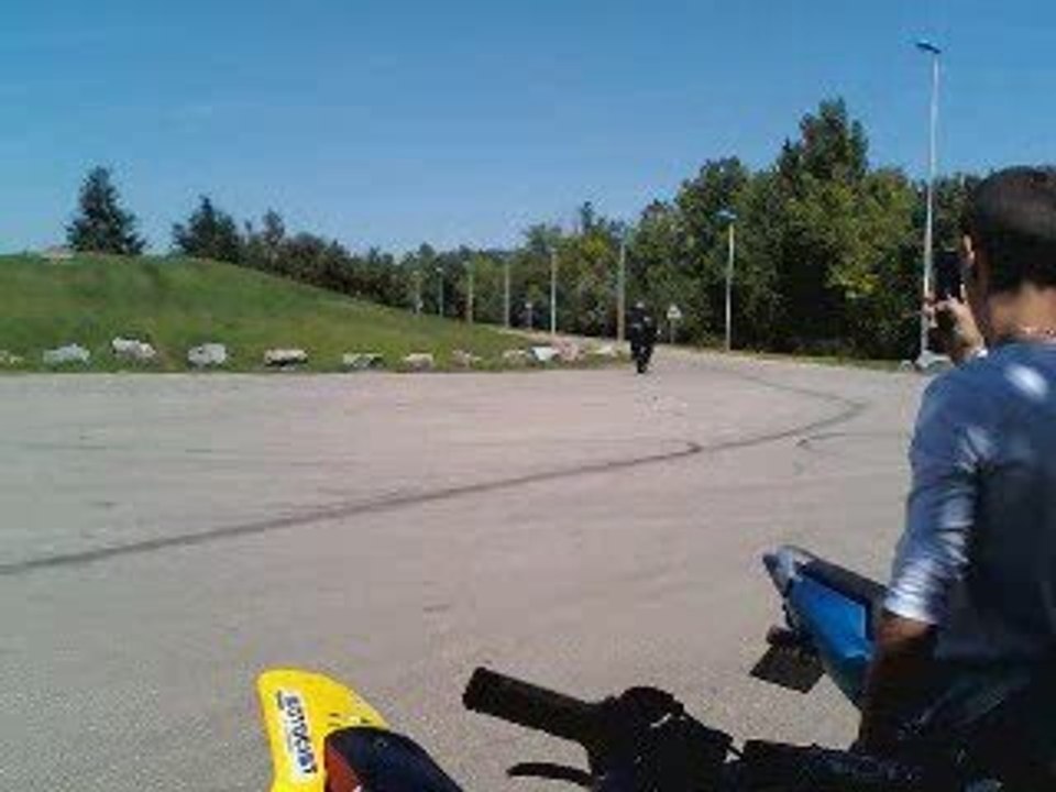 stunt a la cnr de vernaison