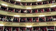 A Milano il lungo applauso della Scala per Mattarella