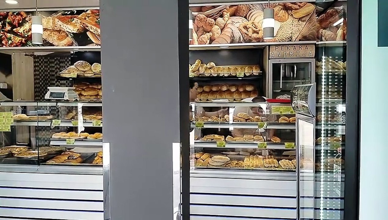 BU FİYATA ETLİ BÖREK ŞAKA GİBİ