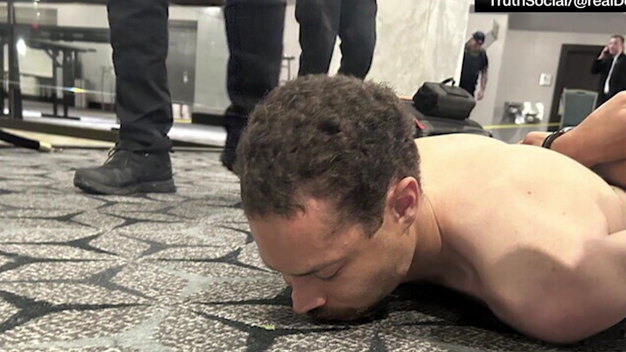 백악관 만찬 총격 용의자, 법정에서 무죄 주장 / YTN