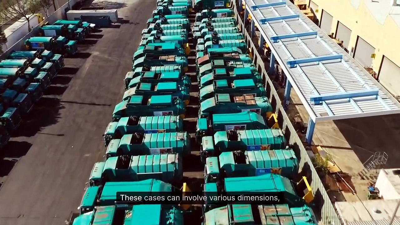 GARBAGE TRUCK RESCUE