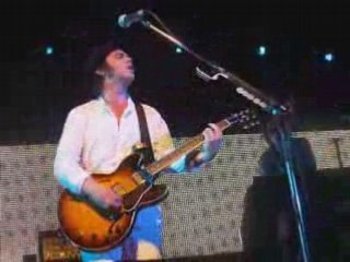 SUPERGRASS - ST PETERSBURG