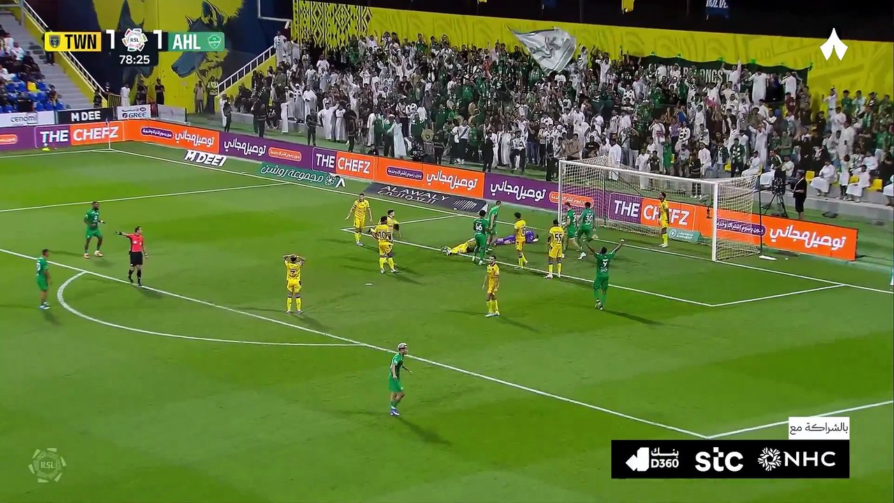 Passe D Mahrez vs Al Taawon