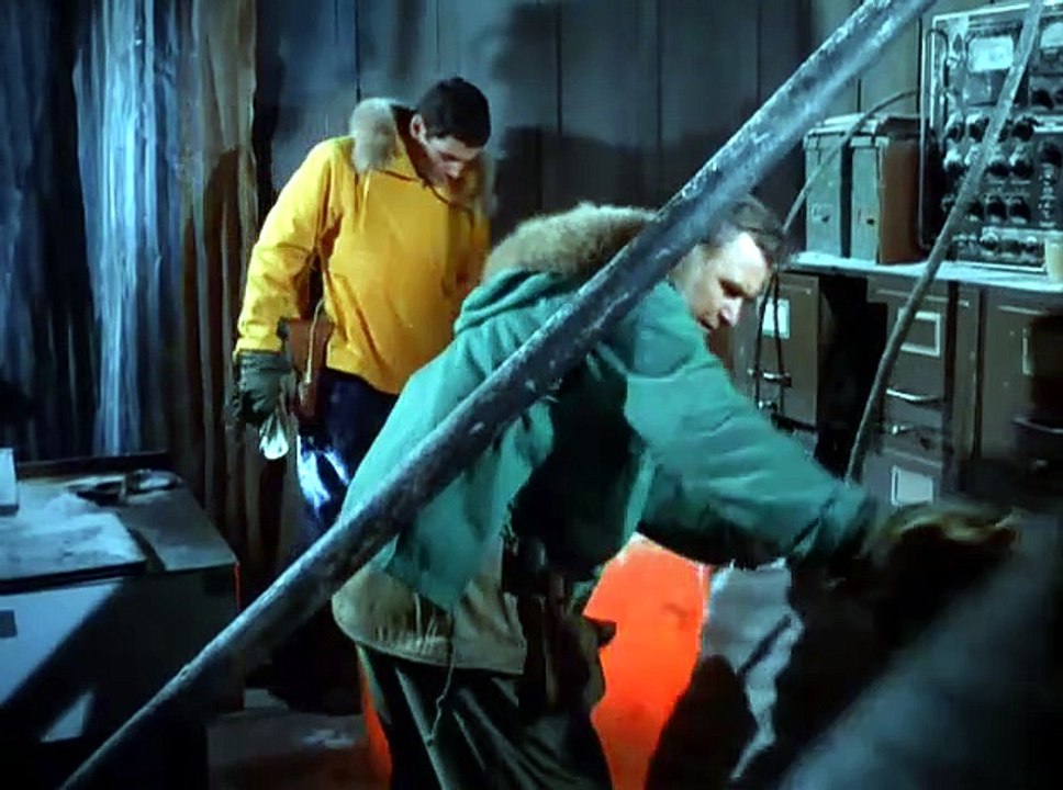 Voyage To The Bottom Of The Sea - 3x17 - The Heat Monster