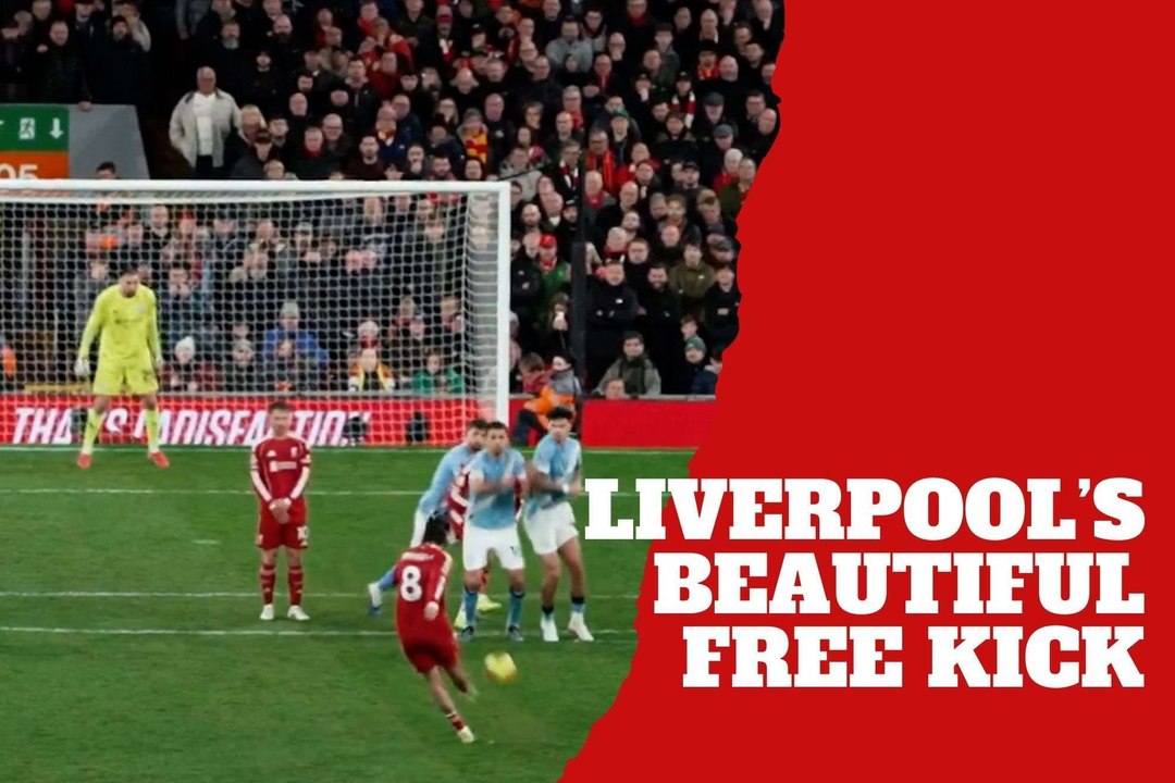 Liverpool Dominik Szoboszlai scores on a stunning free-kick against Manchester City