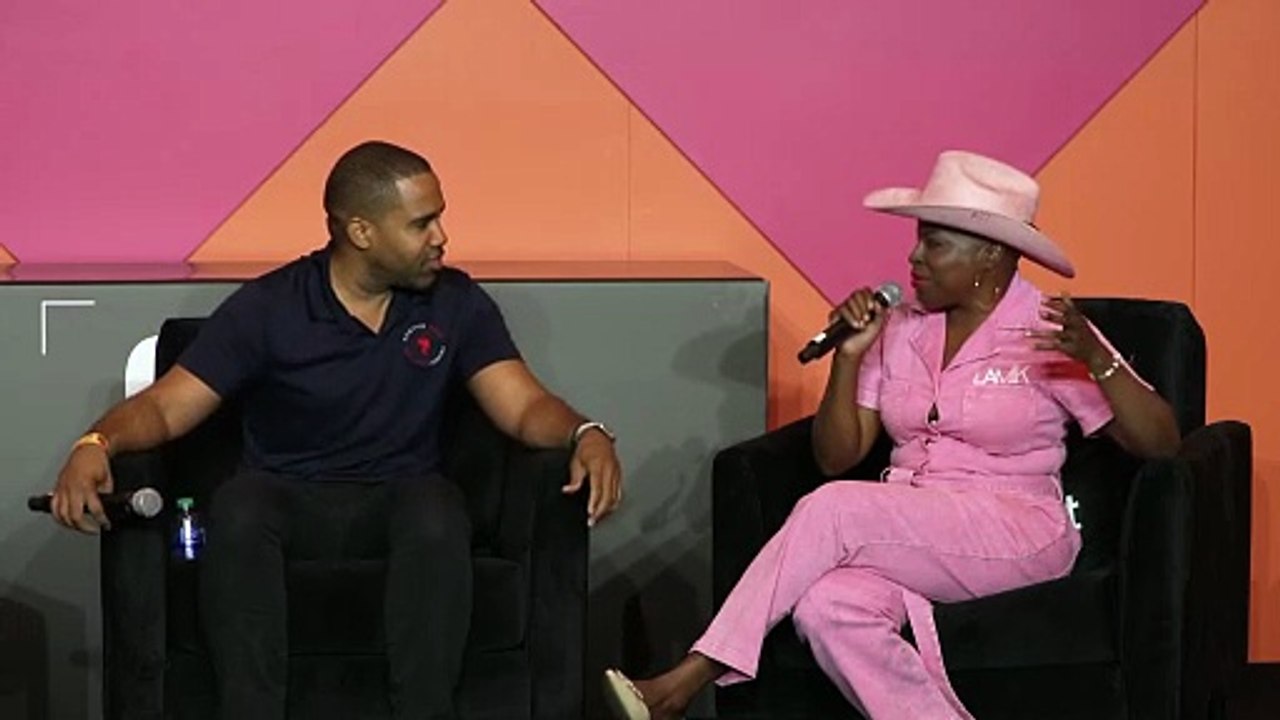 Logistics ARE Sexy: Turbocharging Small Business Success - HORIZONTAL