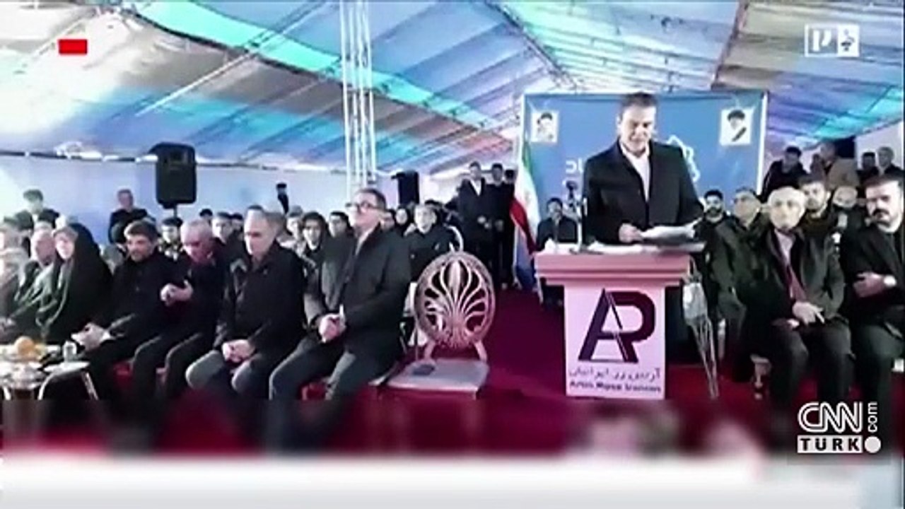 İran'da canlı yayında tartışma: Devlet televizyonu Pezeşkiyan’ın programını kesti