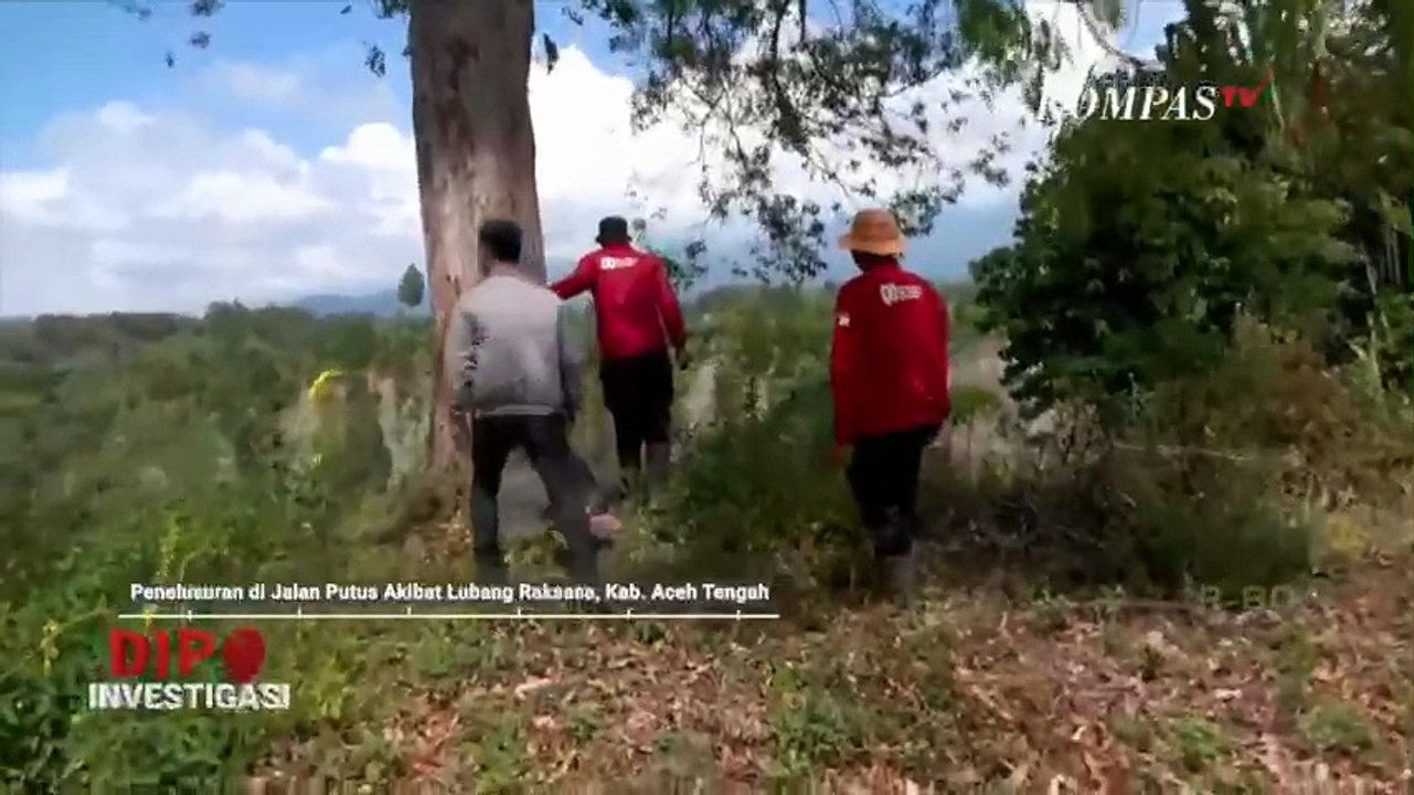 Lubang Raksasa di Aceh Tengah Akibatkan Jalan Terputus dan Hasil Panen Menurun | DIPO INVESTIGASI