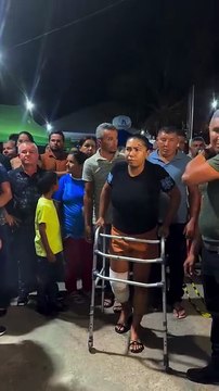 Sobreviventes emocionam fiéis durante missa de 7º dia das vítimas de acidente com romeiros em Alagoas