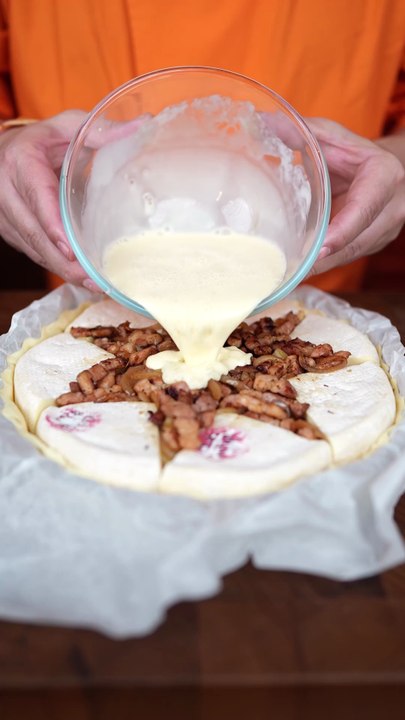 Melted Cheese Star Tart!