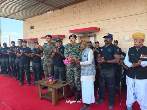 भारतीय सेना ने किया रेलवे शहीदों को नमन, पुष्पचक्र अर्पित