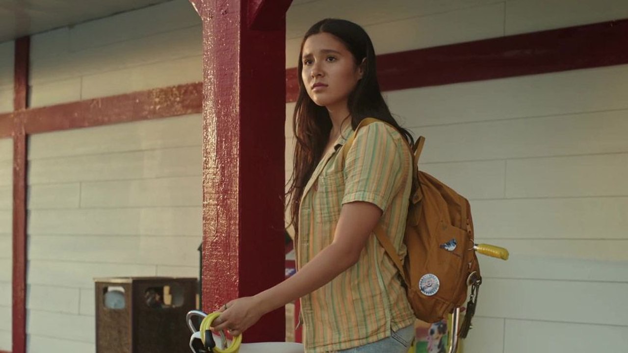 Girls Like Girls Trailer OV