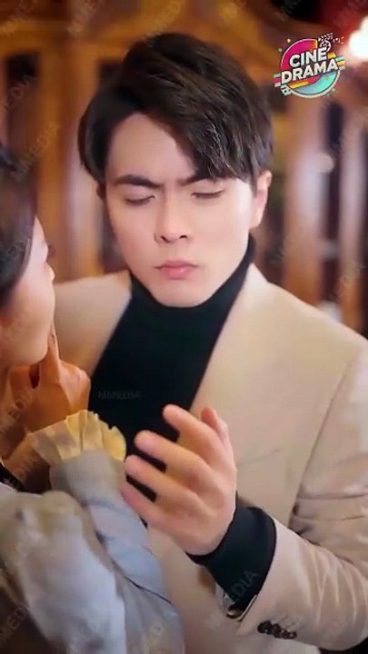 The Girl Accidentally Marries a Foolish Heir, But He’s a CEO Hiding His Identity to Protect His Wife