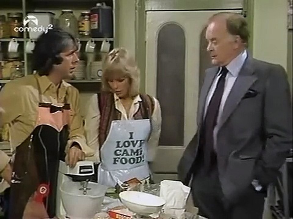 Robin's Nest. S03 E09. Be It Ever So Humble.