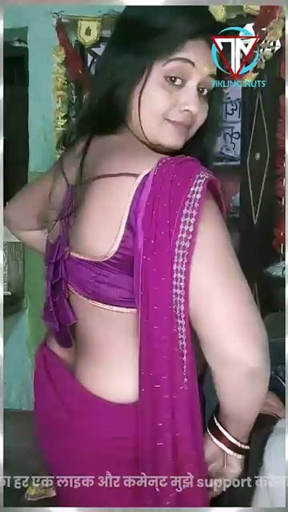 Indian webcam live beauty in red saree / Tango live video