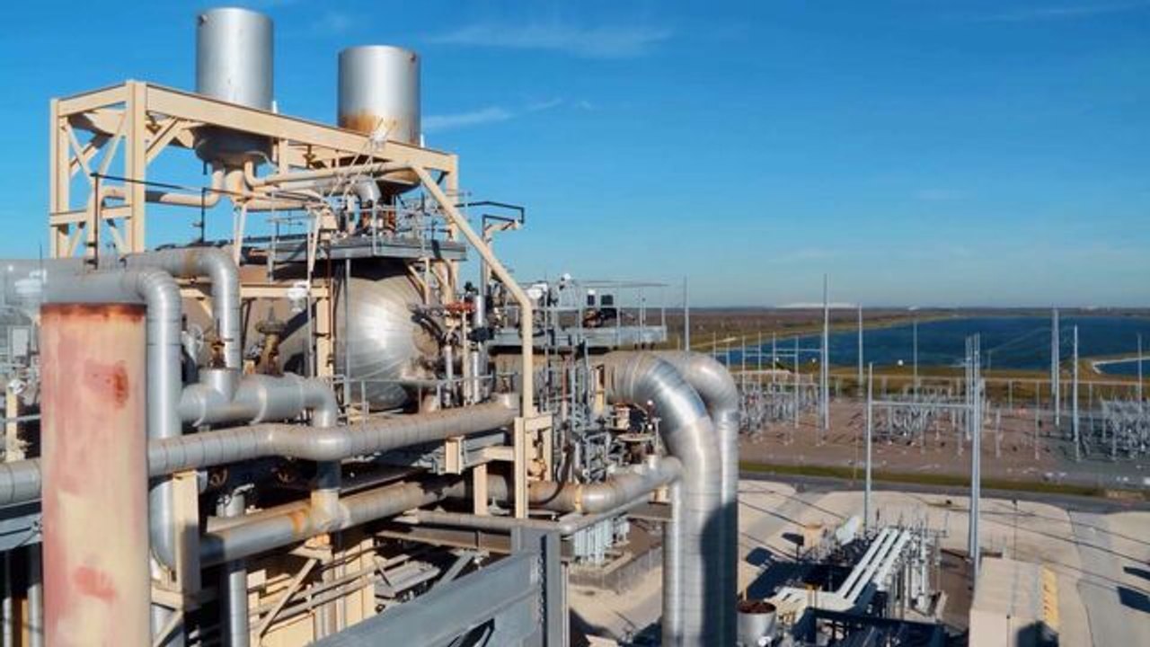 Duke Energy Signs Deals to Power Data Centers With Microsoft, Compass