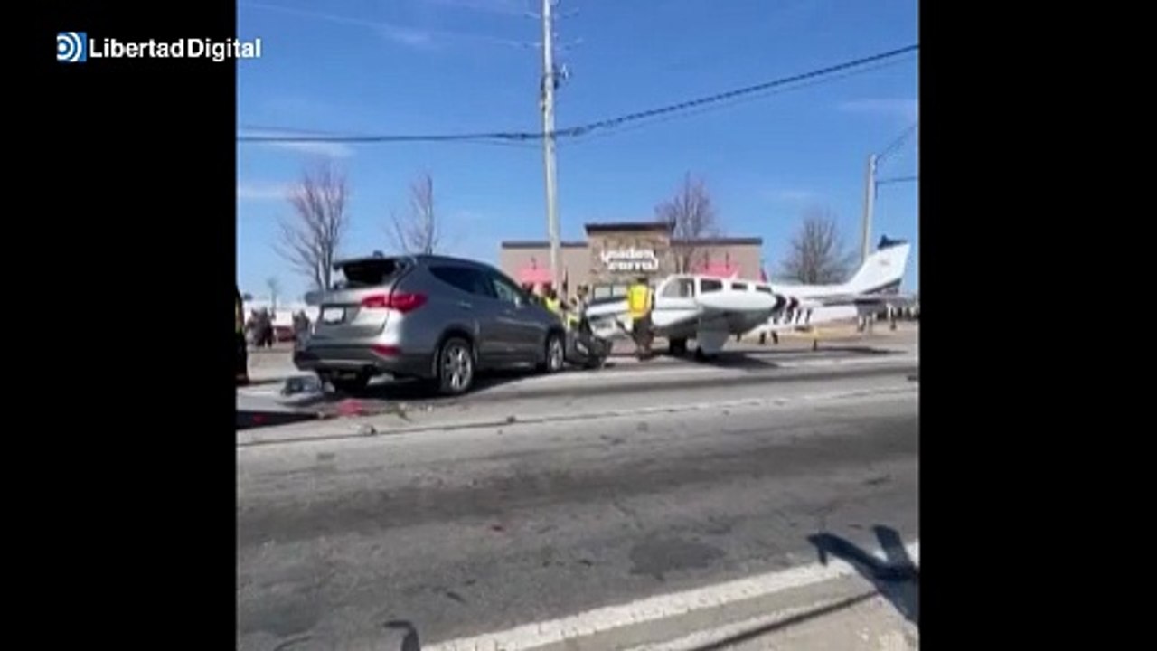 Una avioneta se estrella contra un vehículo tras un aterrizaje de emergencia en Georgia