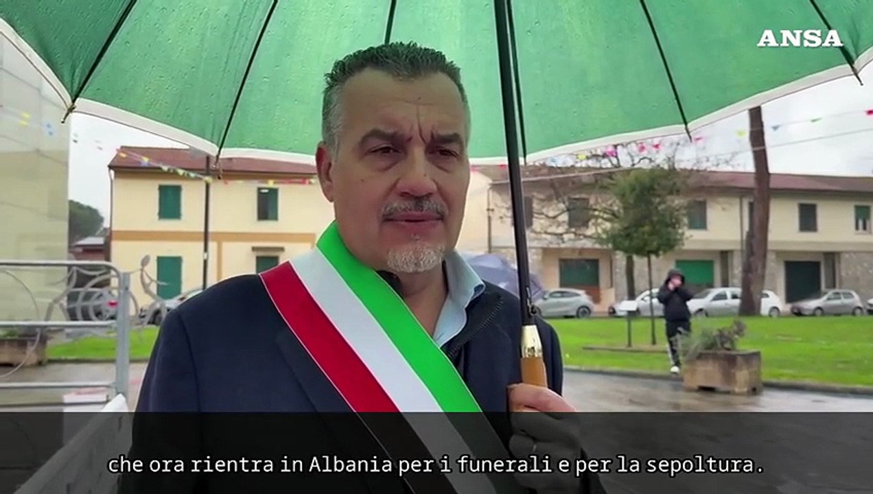 Morti per monossido di carbonio in Lucchesia, l'addio di Porcari