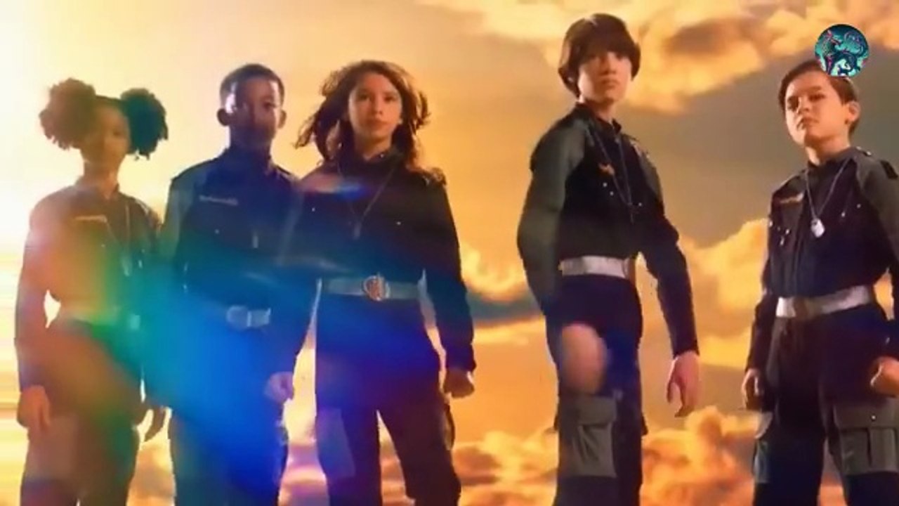 In_Bachoon_Ne_Apni_Superpowers_Se_Sari_Dunia_Ko_Alien_Ke_Hamle_Se_Save_Kia_Full_Movie_Explained
