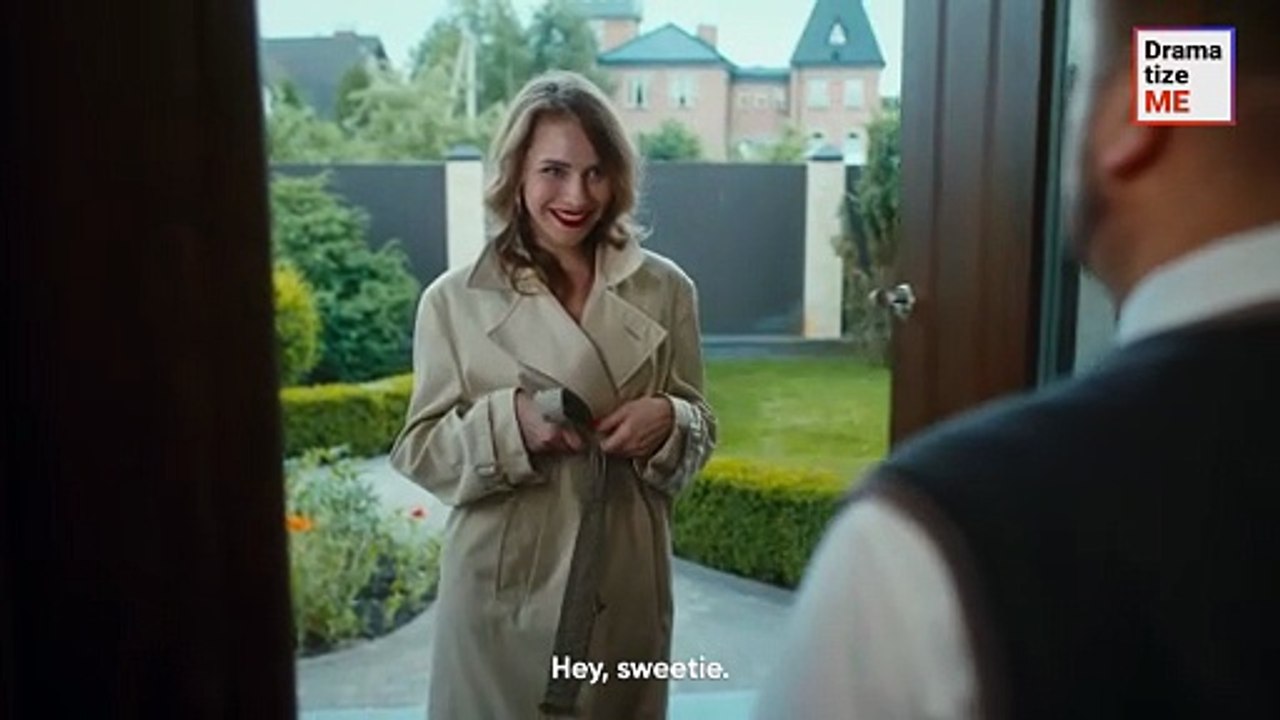 Escort Girl Knocks On The Wrong Door