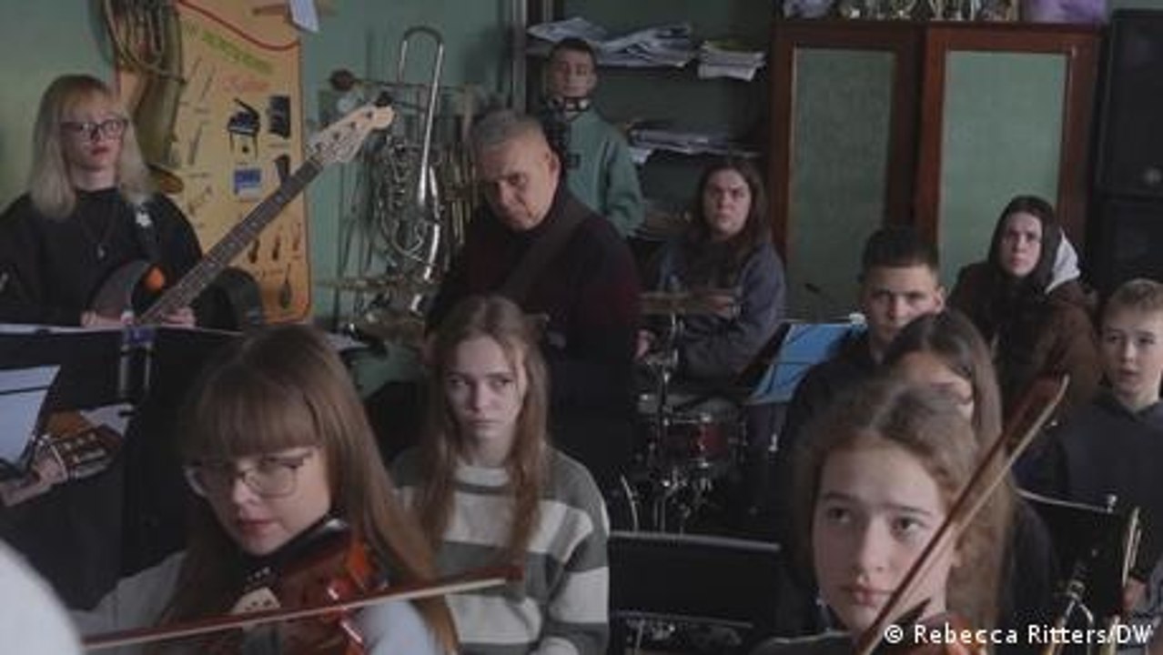 Ukraine: Jugendorchester verwandelt Kriegsgeräusche in Musik