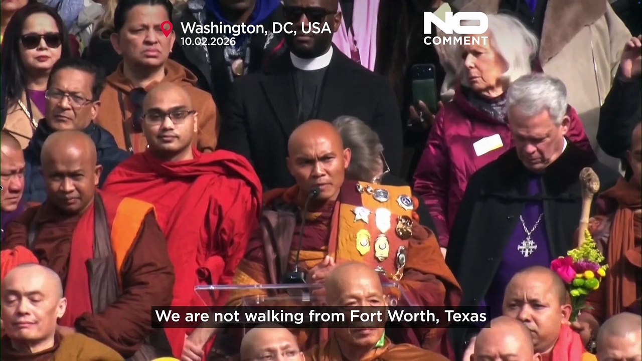 Monjes budistas completan una caminata de 3.700 km por la paz hasta Washington DC